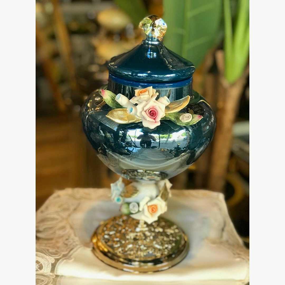 İtalyan Murano Cam Ayaklı Kapaklı Şekerlik İtalyan Murano Cam Ayaklı Kapaklı Şekerlik