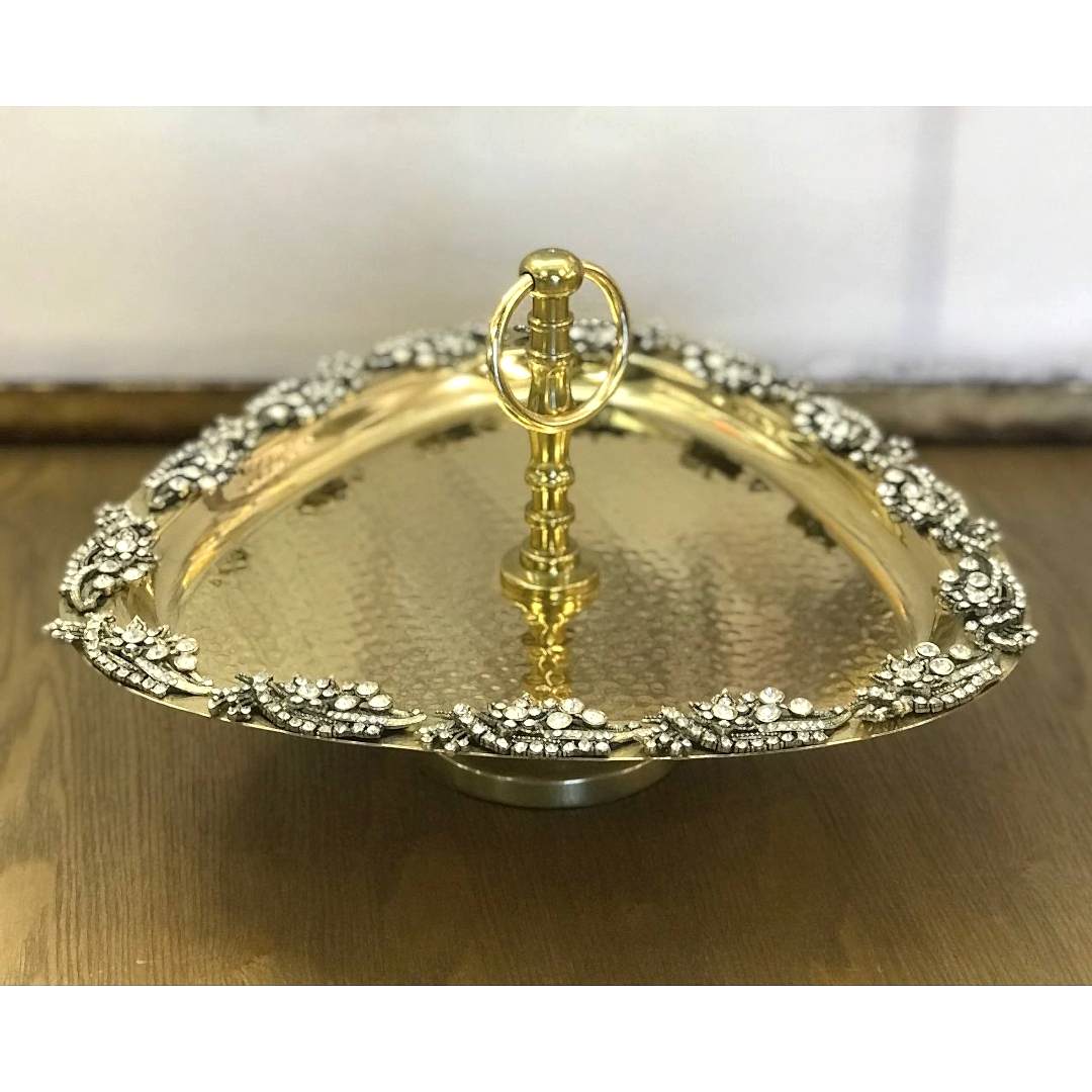 Biev Gold Dövme Metal Taş İşlemeli Kalpli Ayaklı Şekerlik Biev Gold Dövme Metal Taş İşlemeli Kalpli Ayaklı Şekerlik